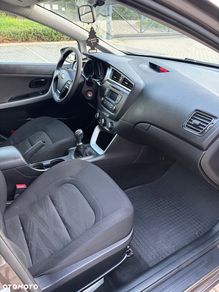 Kia Ceed 1.4 CRDi M - 10