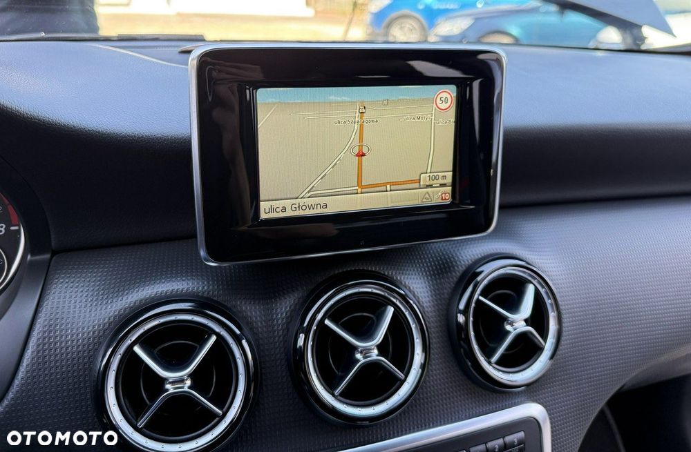 Mercedes-Benz Klasa A 180 BlueEfficiency Edition Style - 29