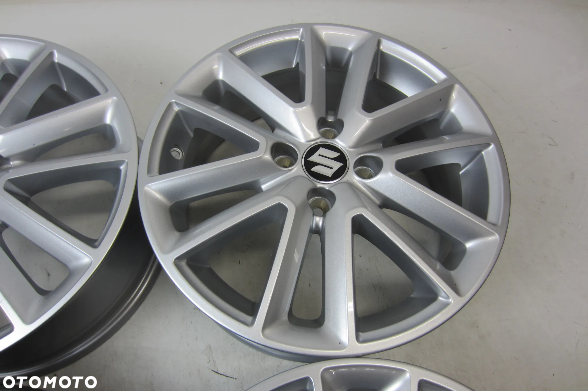 FELGI ALUMINIOWE 16 SUZUKI BALENO SWIFT IGNIS II ET40 - 3