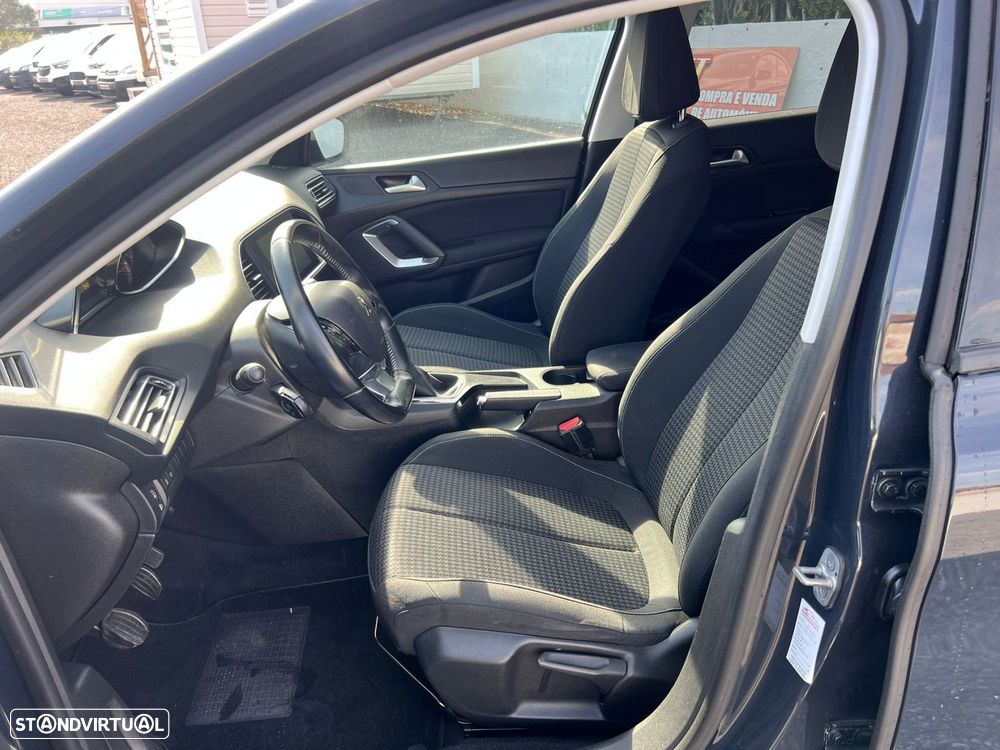 Peugeot 308 1.2 PureTech Active - 6