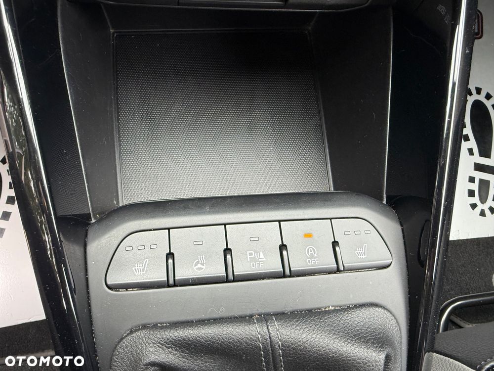 Kia Stonic - 28