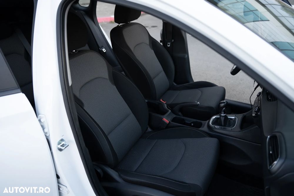Hyundai i30 - 11