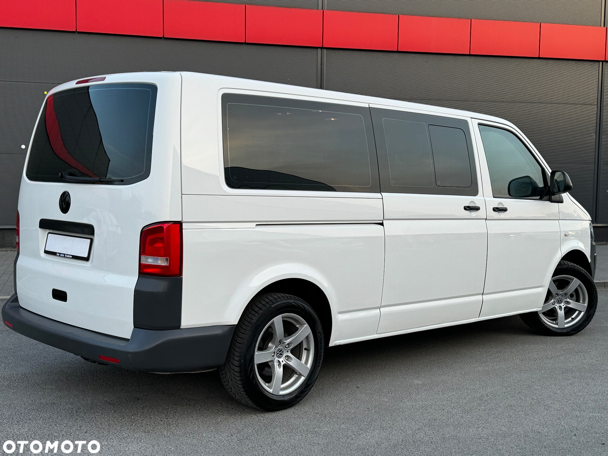 Volkswagen Caravelle TDI L2 Trendline - 4