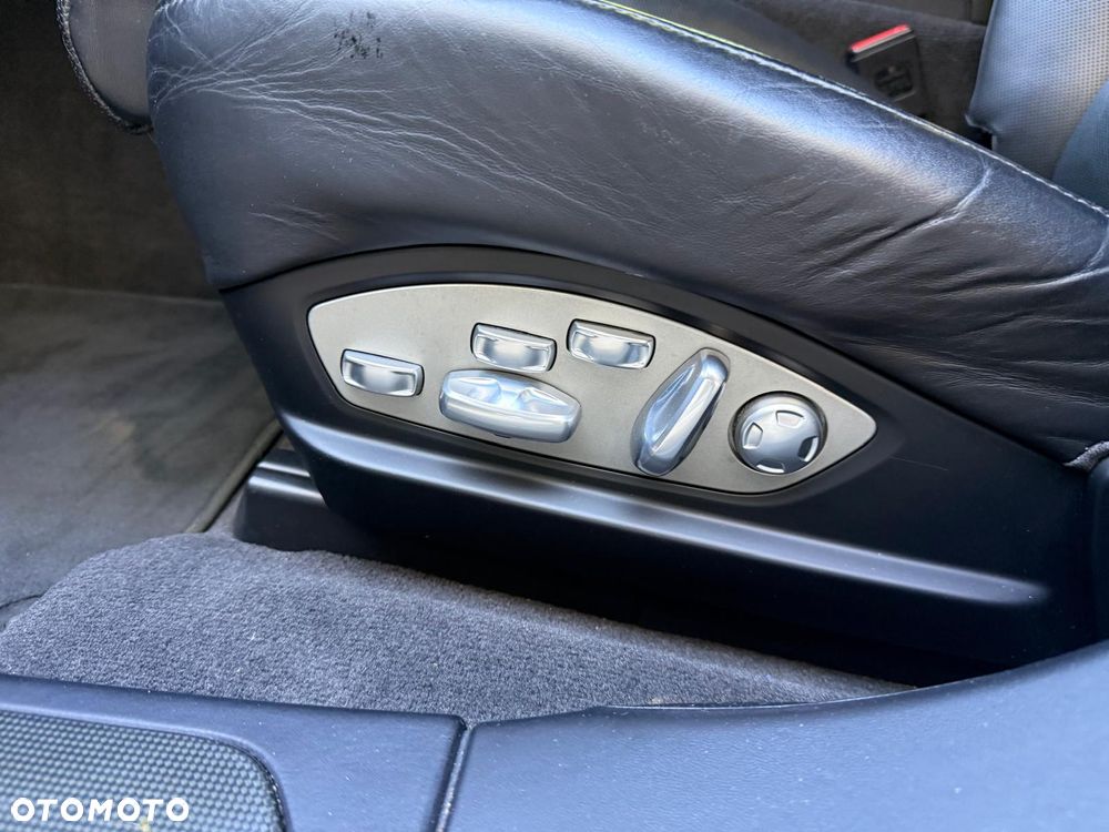 Porsche Panamera 4 Executive - 11
