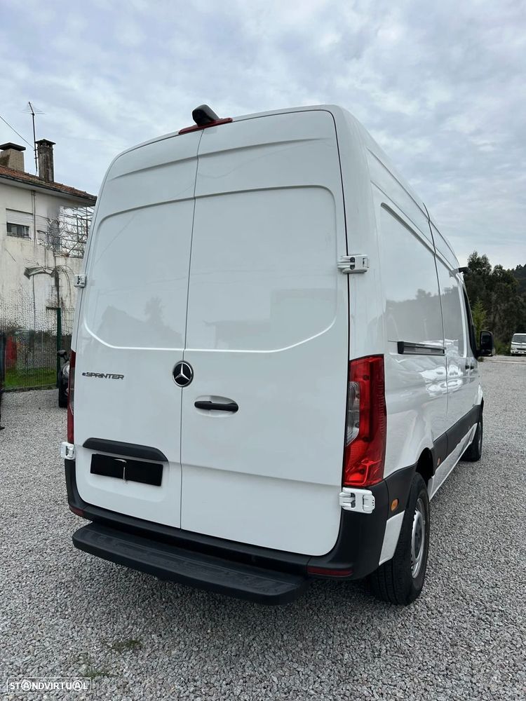 Mercedes-Benz Sprinter MERCEDES-BENZ eSPRINTER 2023 | 100% ELÉTRICA - 11