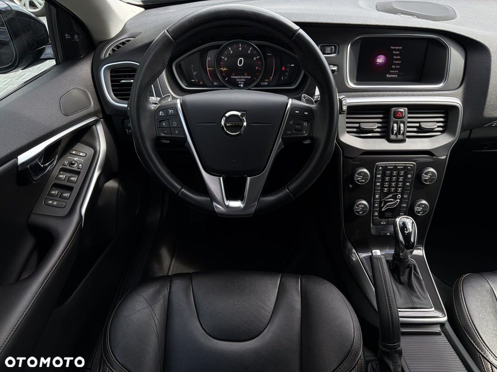Volvo V40 - 11
