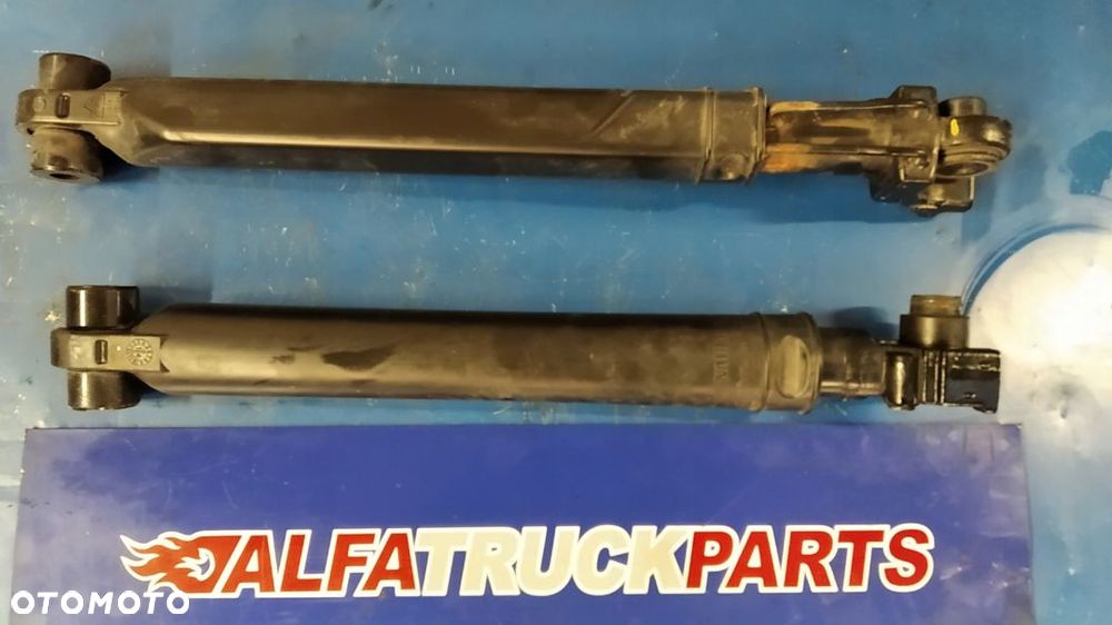 RENAULT GAMA T SIŁOWNIK PODNOSZENIA KABINY LEWY - 1