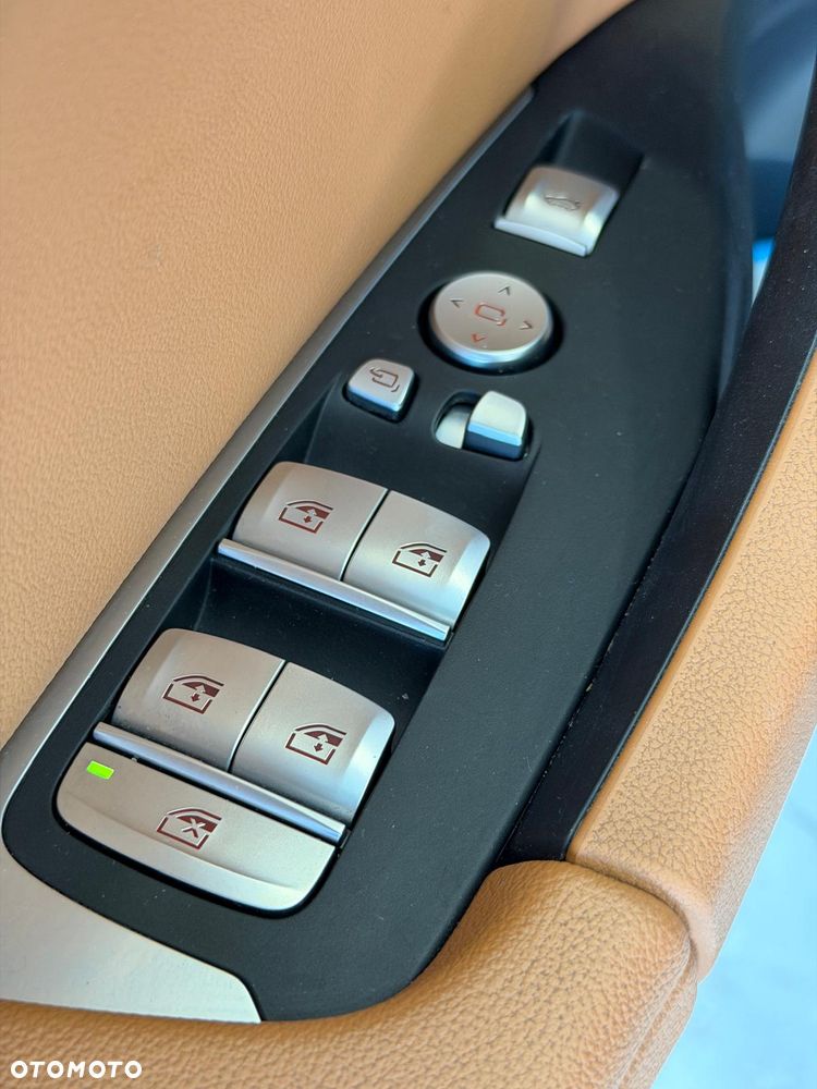 BMW iX3 80kWh Inspiring - 19