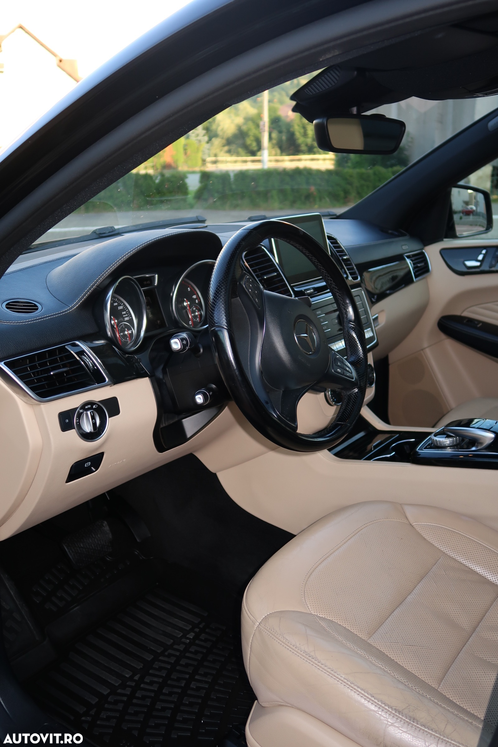 Mercedes-Benz GLE Coupe 350 d 4MATIC - 28
