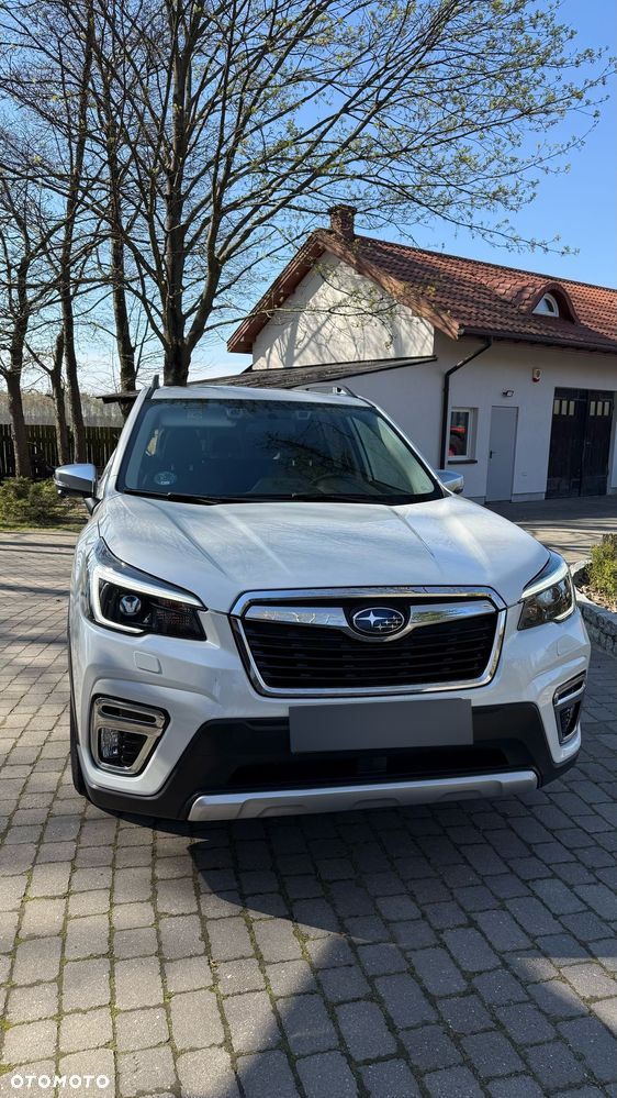 Subaru Forester 2.0i-L Platinum (EyeSight) Lineartronic - 1