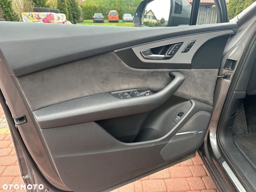 Audi Q7 - 21