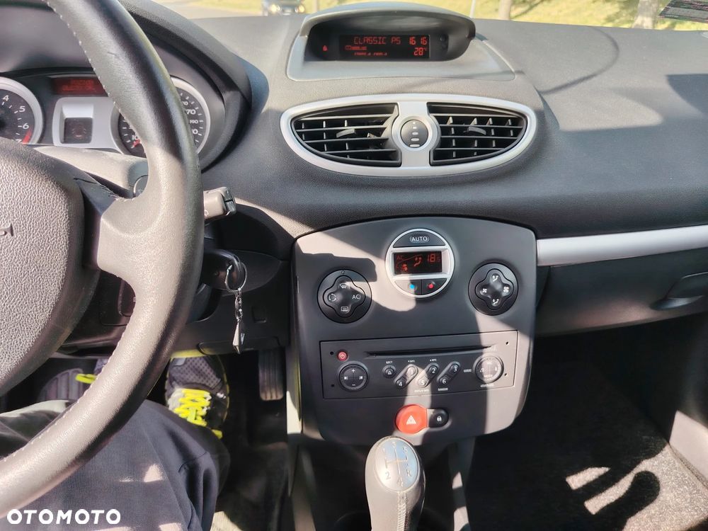 Renault Clio 1.2 16V Exception - 7