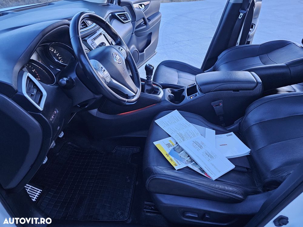 Nissan Qashqai 1.6 DCI Start/Stop Tekna - 18