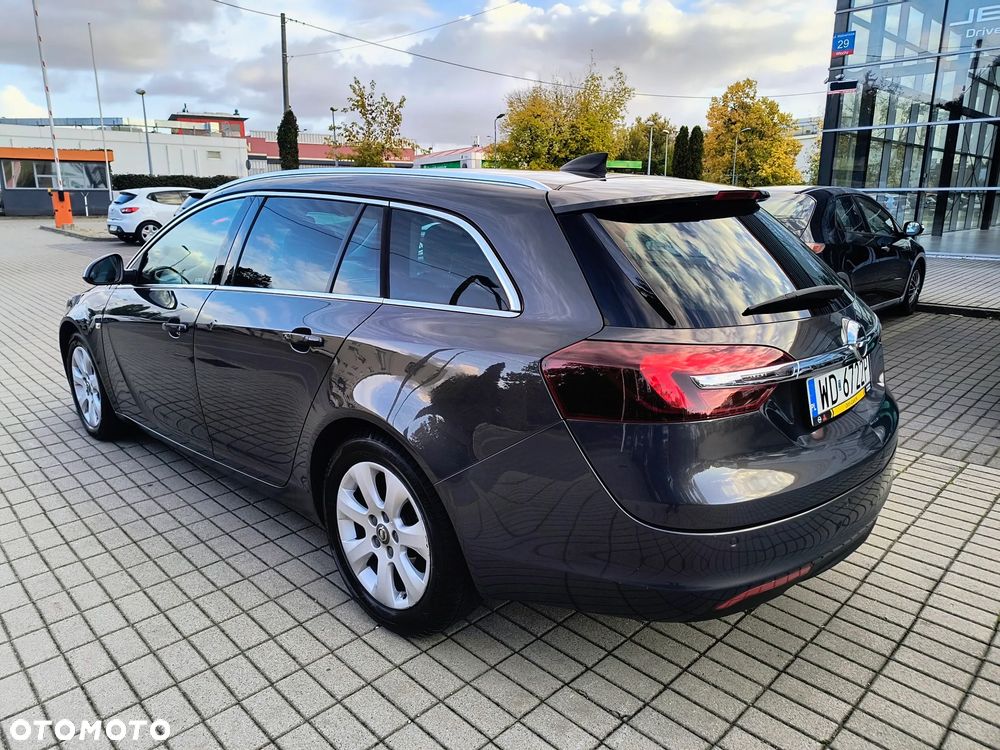 Opel Insignia 1.6 CDTI Cosmo S&S - 4