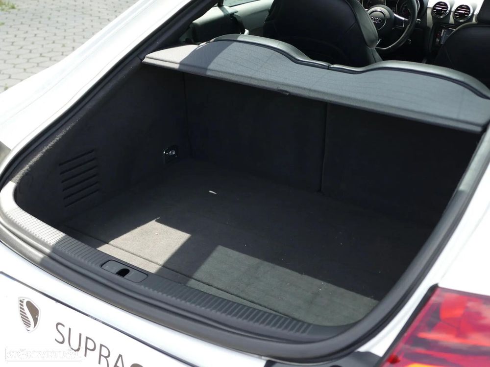 Audi TT RS Coupé - 17