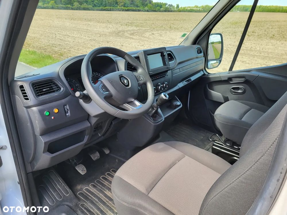 Renault Master - 18