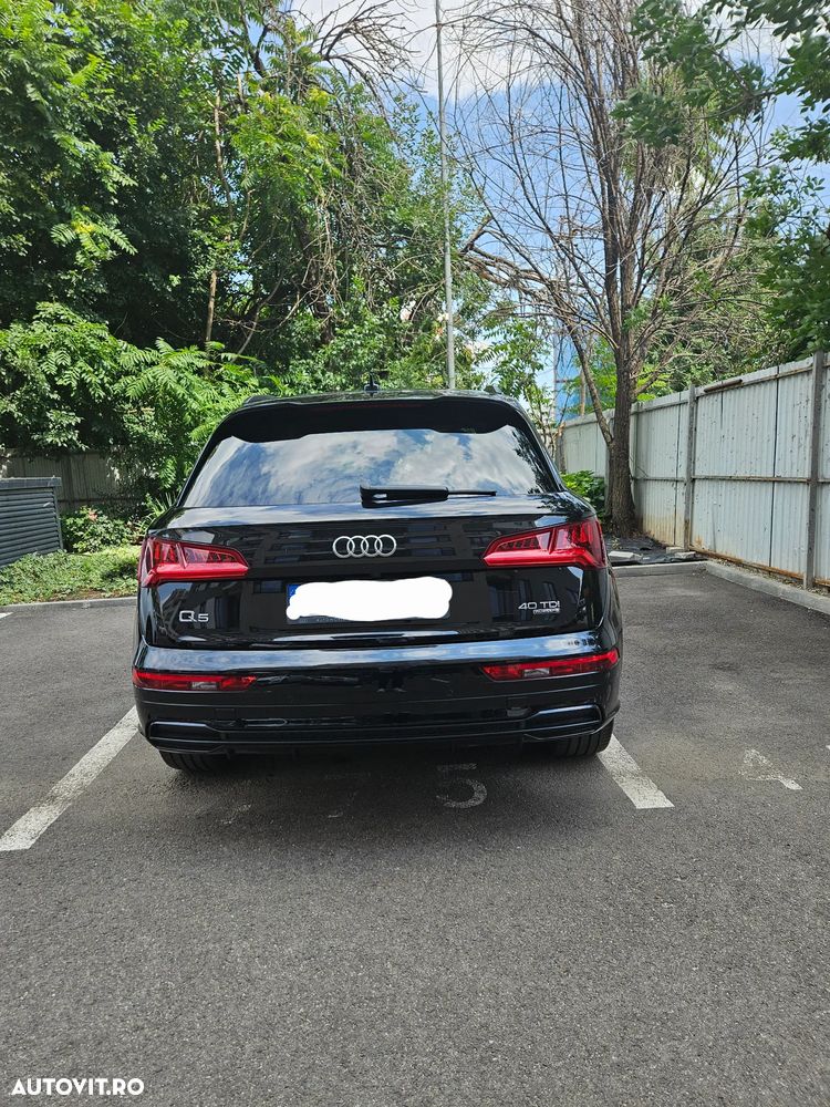Audi Q5 2.0 40 TDI quattro S tronic Design - 4