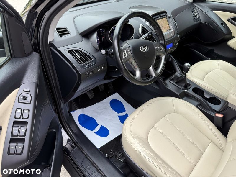 Hyundai ix35 1.6 2WD Fifa World Cup Edition - 8