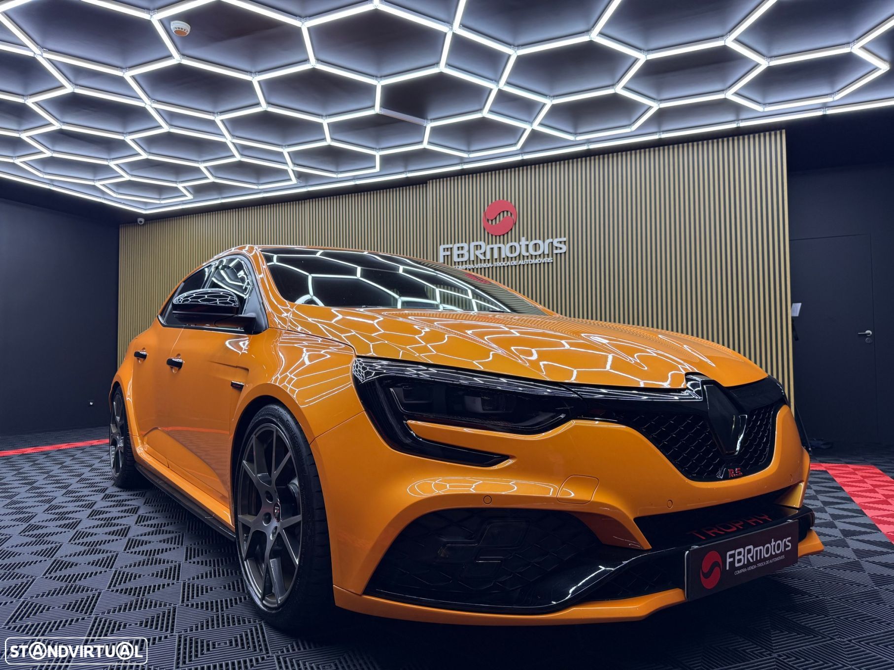 Renault Mégane 1.8 TCe R.S. Trophy - 1