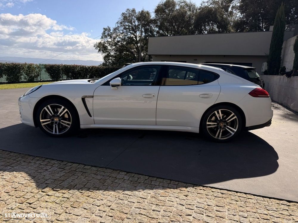 Porsche Panamera Edition - 4