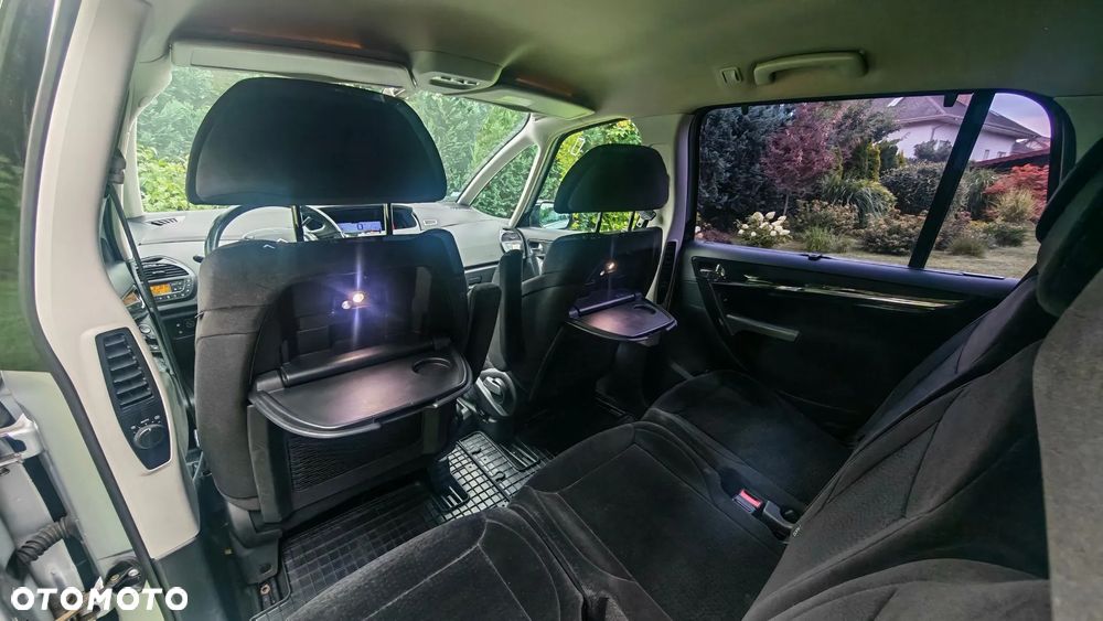 Citroën C4 Picasso 2.0i Exclusive MCP - 22