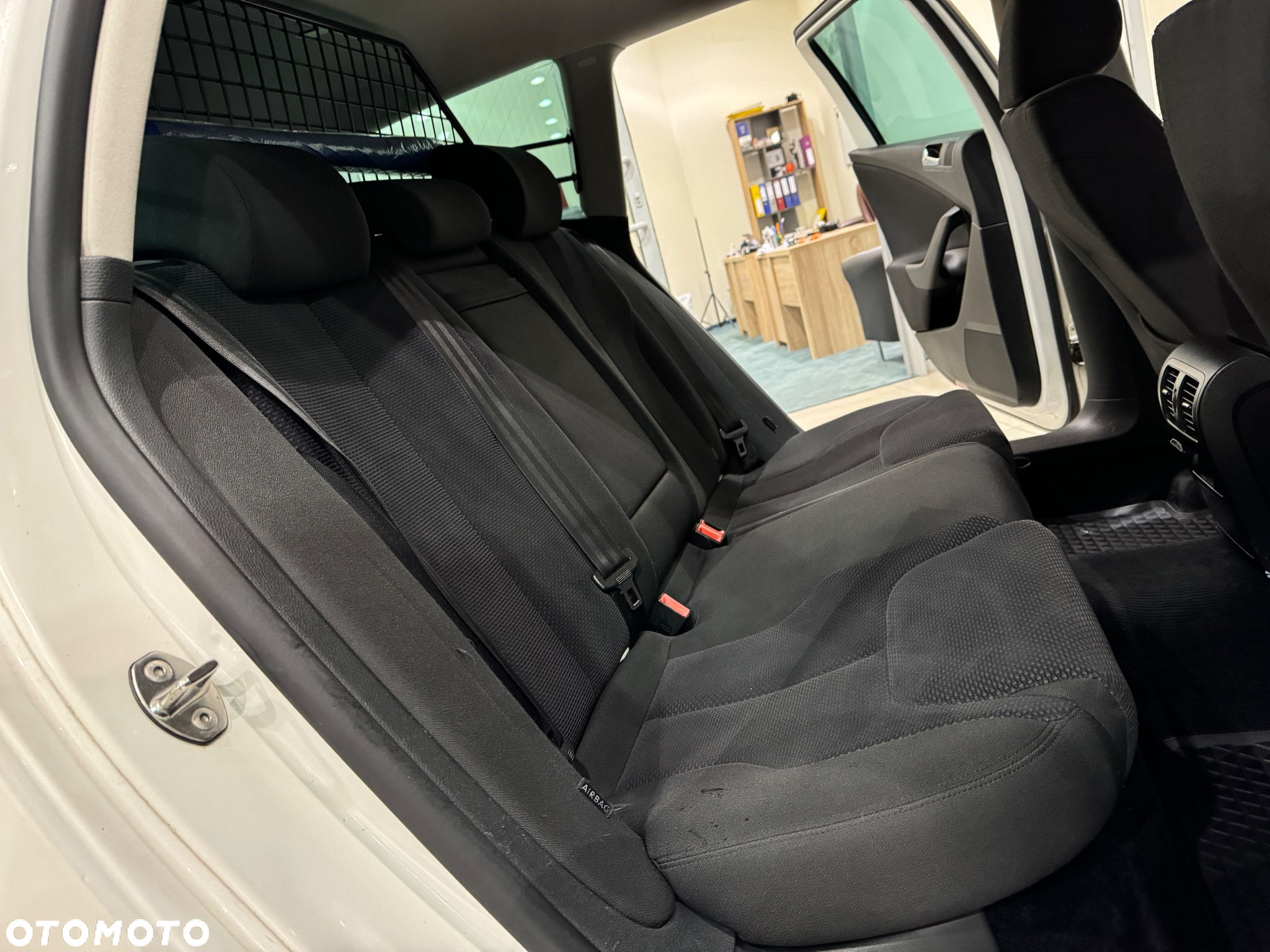 Volkswagen Passat 2.0 TDI Comfortline DSG - 34