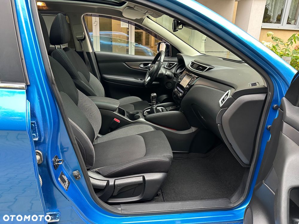 Nissan Qashqai 1.5 dCi N-Connecta - 13