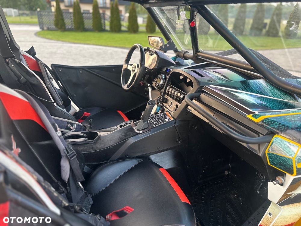Can-Am Maverick - 11