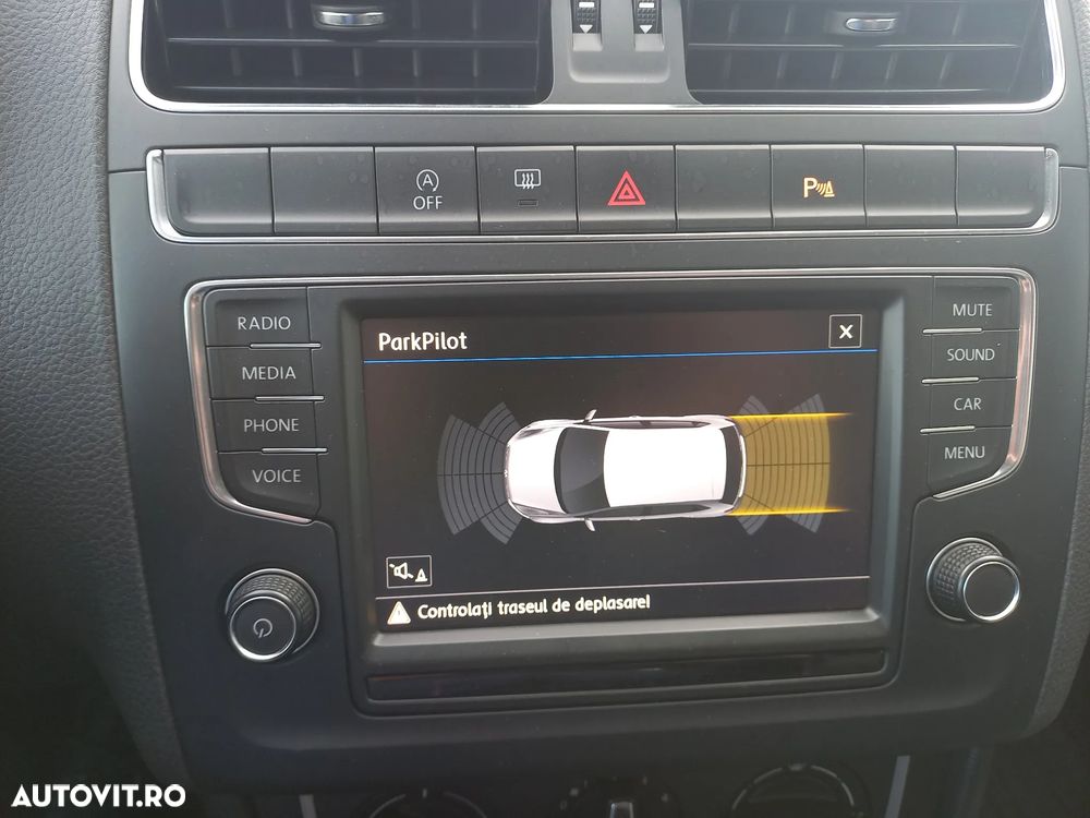 Volkswagen Polo 1.2 TSI BMT Comfortline - 27