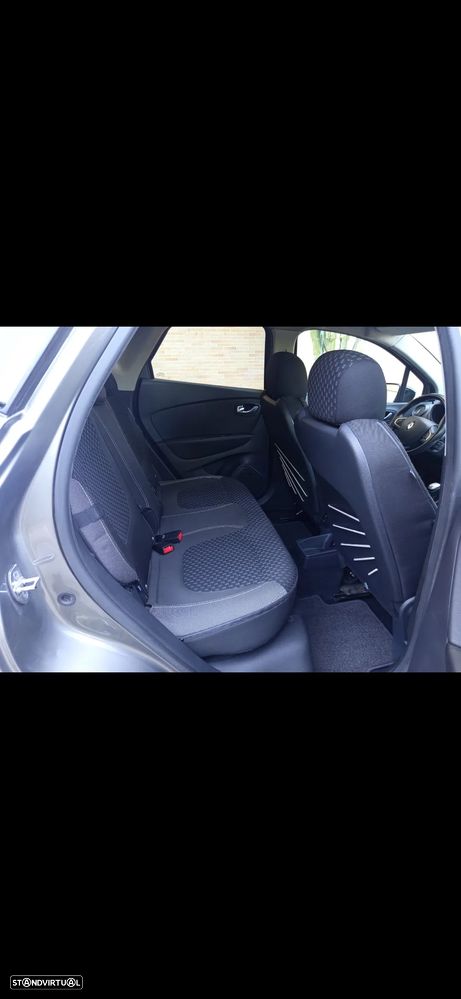 Renault Captur 1.5 dCi Exclusive - 27