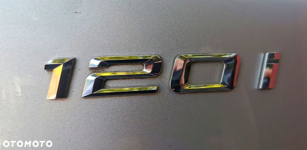 BMW Seria 1 120i - 15