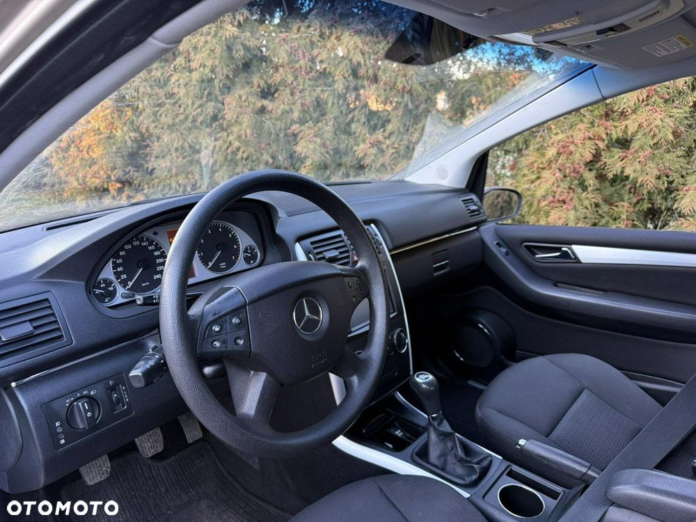 Mercedes-Benz Klasa B 170 - 7