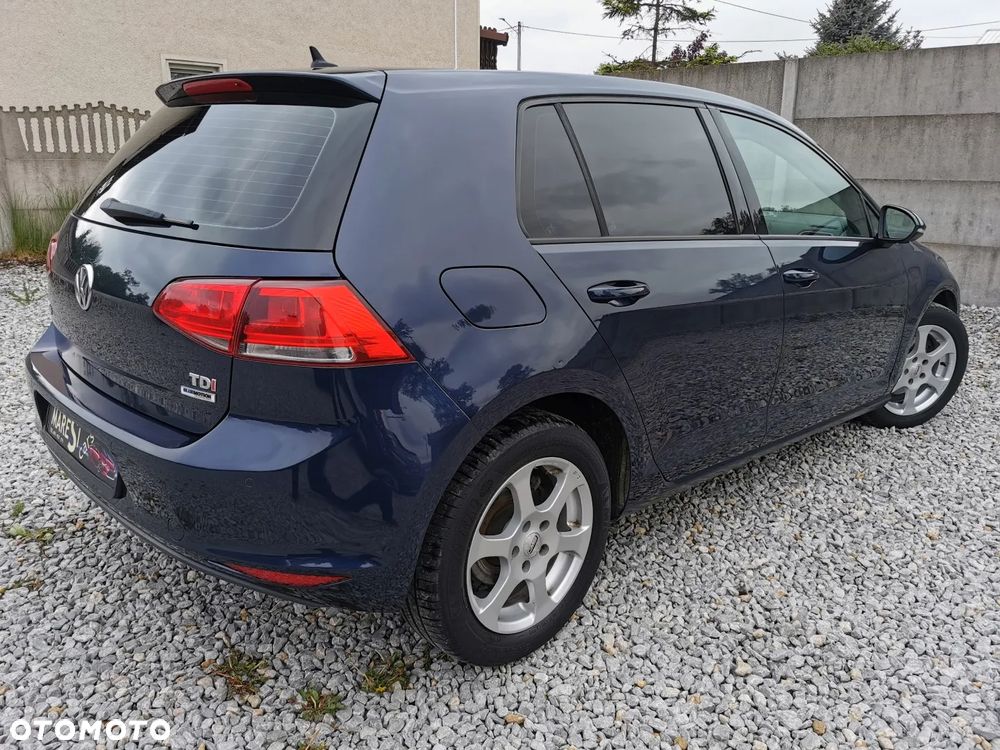 Volkswagen Golf - 4