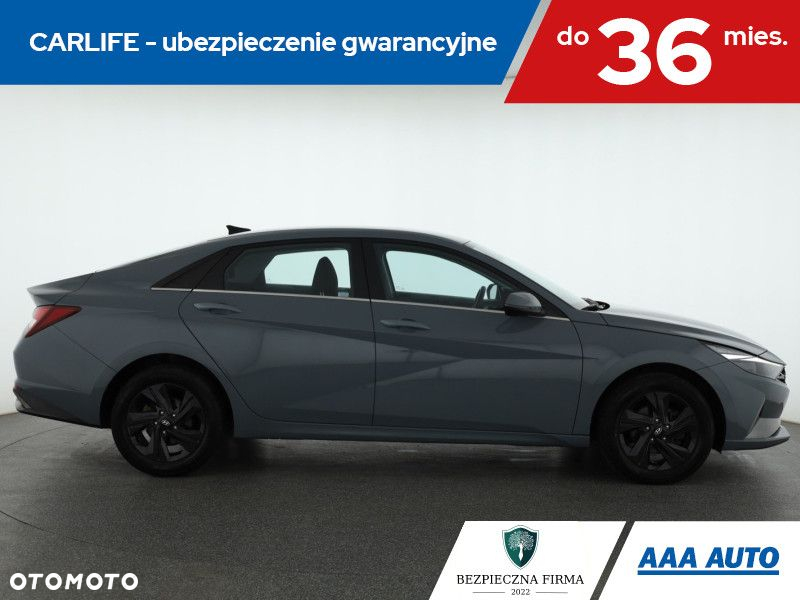 Hyundai Elantra - 7