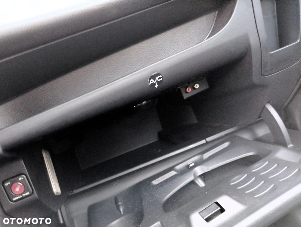 Peugeot 207 95 VTi Urban Move - 28