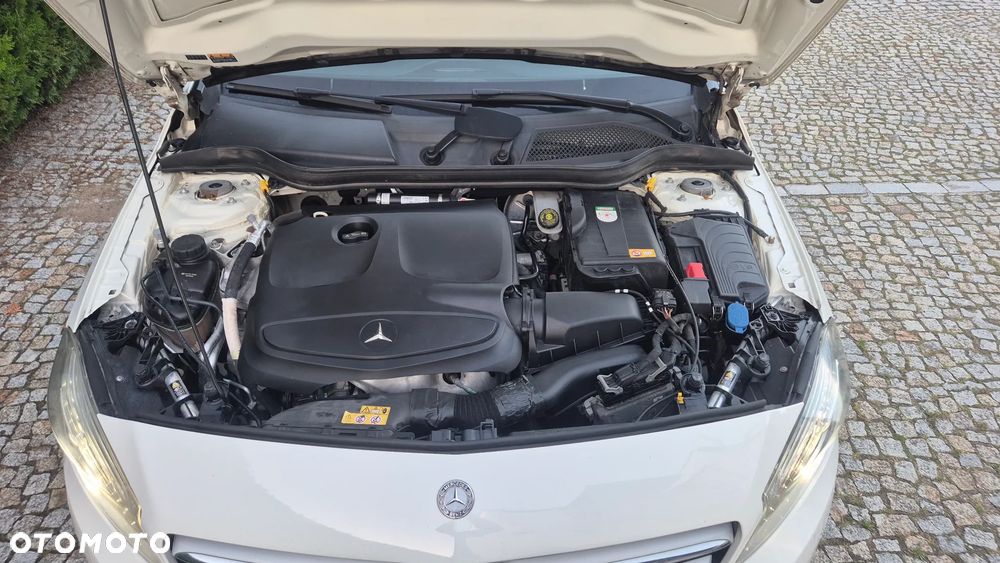 Mercedes-Benz Klasa A 180 (BlueEFFICIENCY) Urban - 17