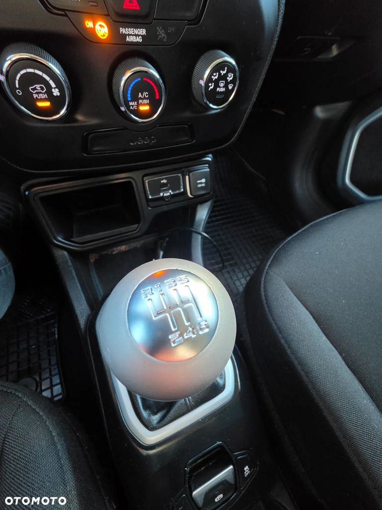 Jeep Renegade 1.0 GSE T3 Turbo Limited FWD S&S - 17