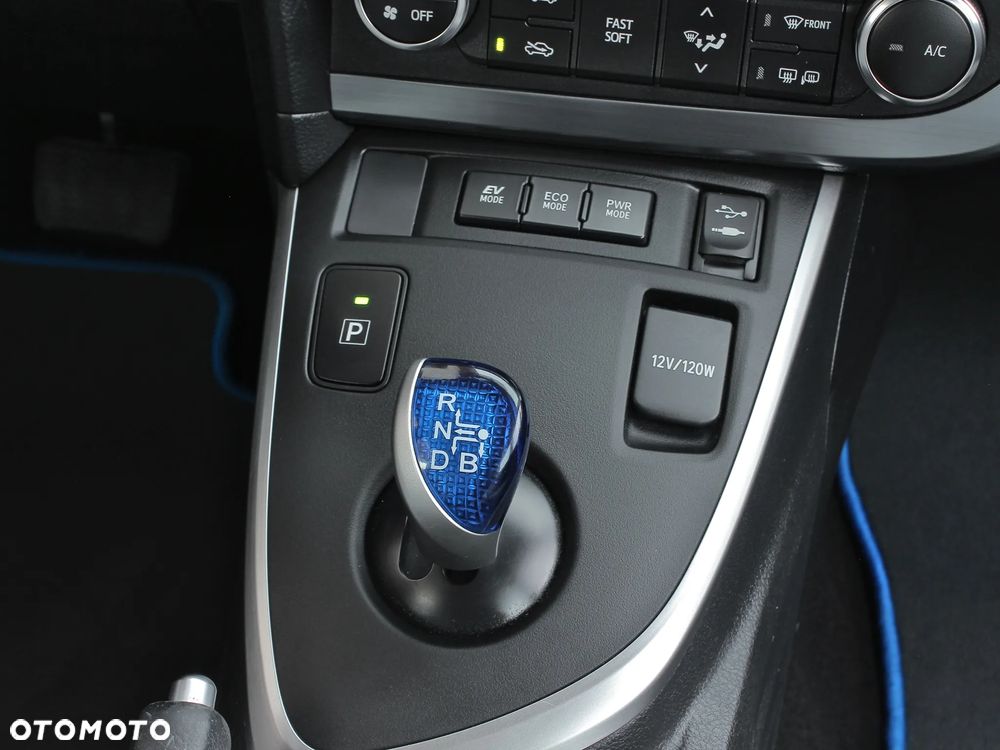 Toyota Auris 1.8 VVT-i Hybrid Automatik Executive - 22