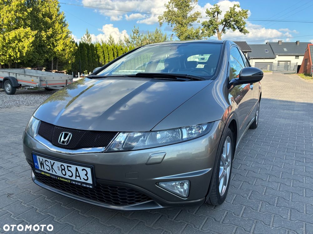 Honda Civic 1.8 Comfort - 1