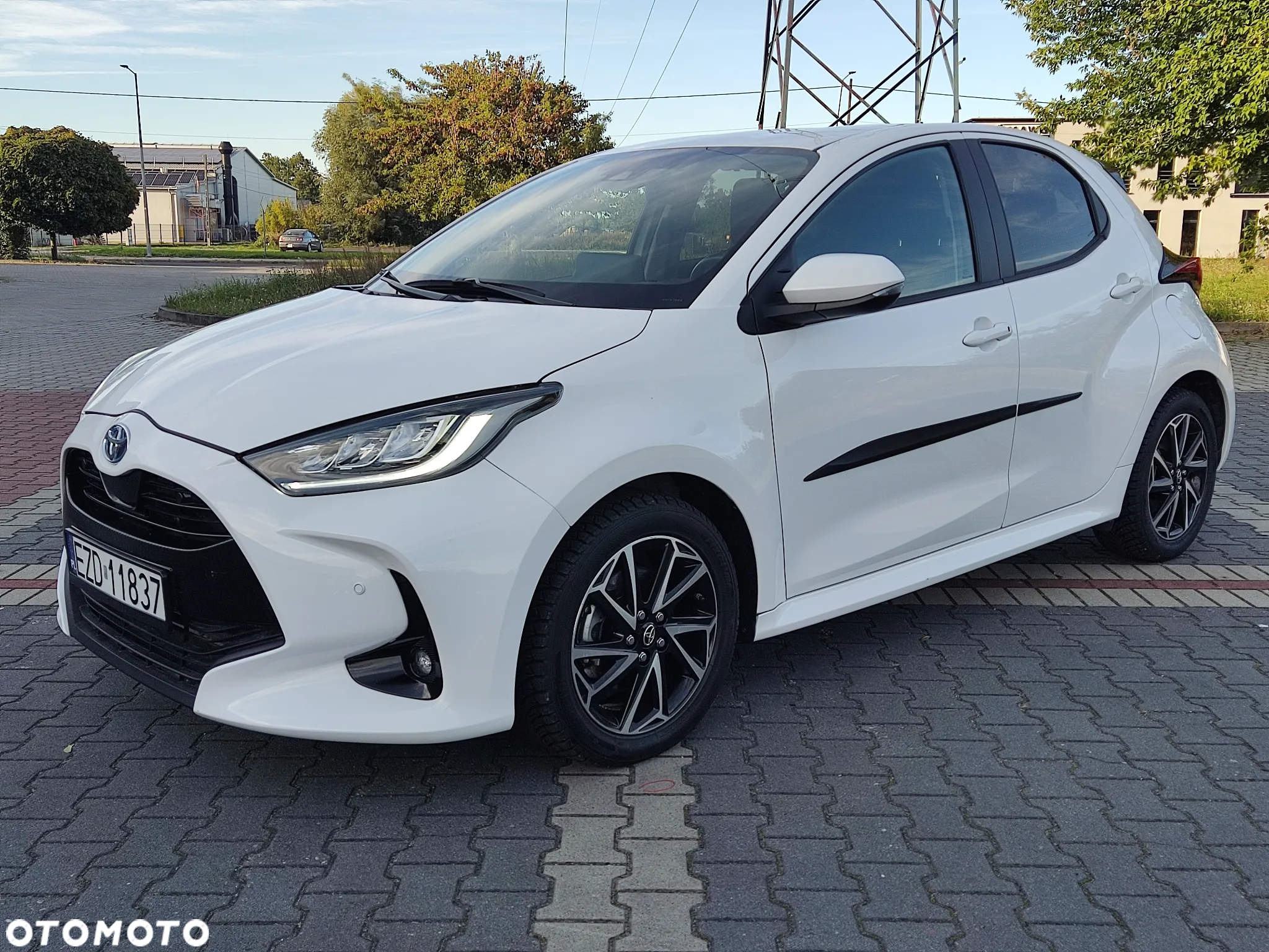Toyota Yaris Hybrid 1.5 Executive - 13