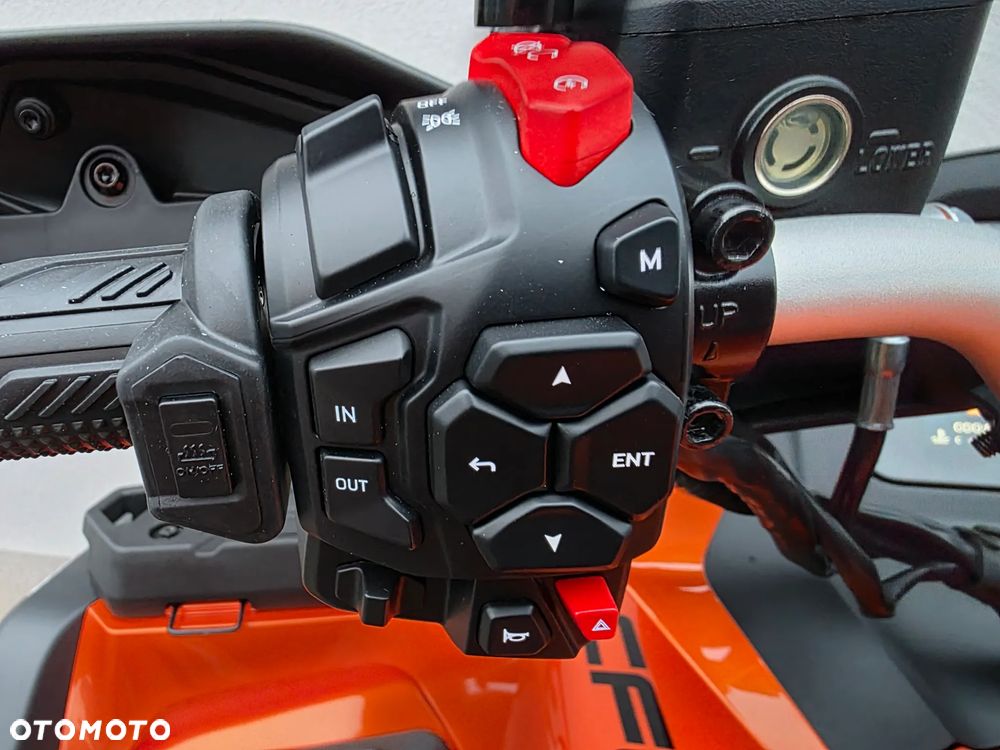 CFMoto CForce - 6
