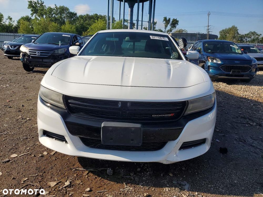 Dodge Charger - 7