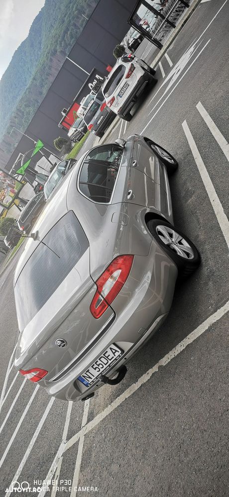 Skoda Superb 2.0 TDI Elegance - 4