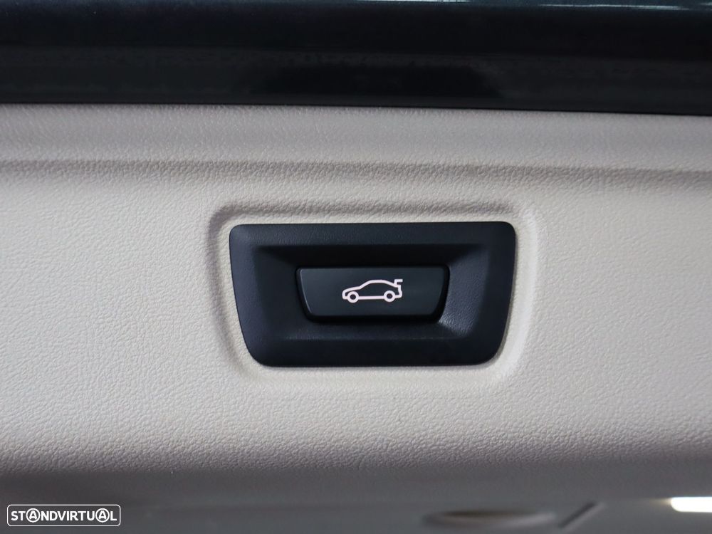 BMW 318 d Auto - 25