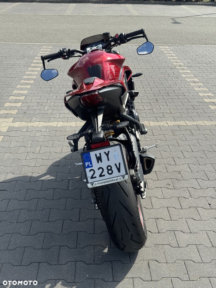 Triumph Street Triple - 5