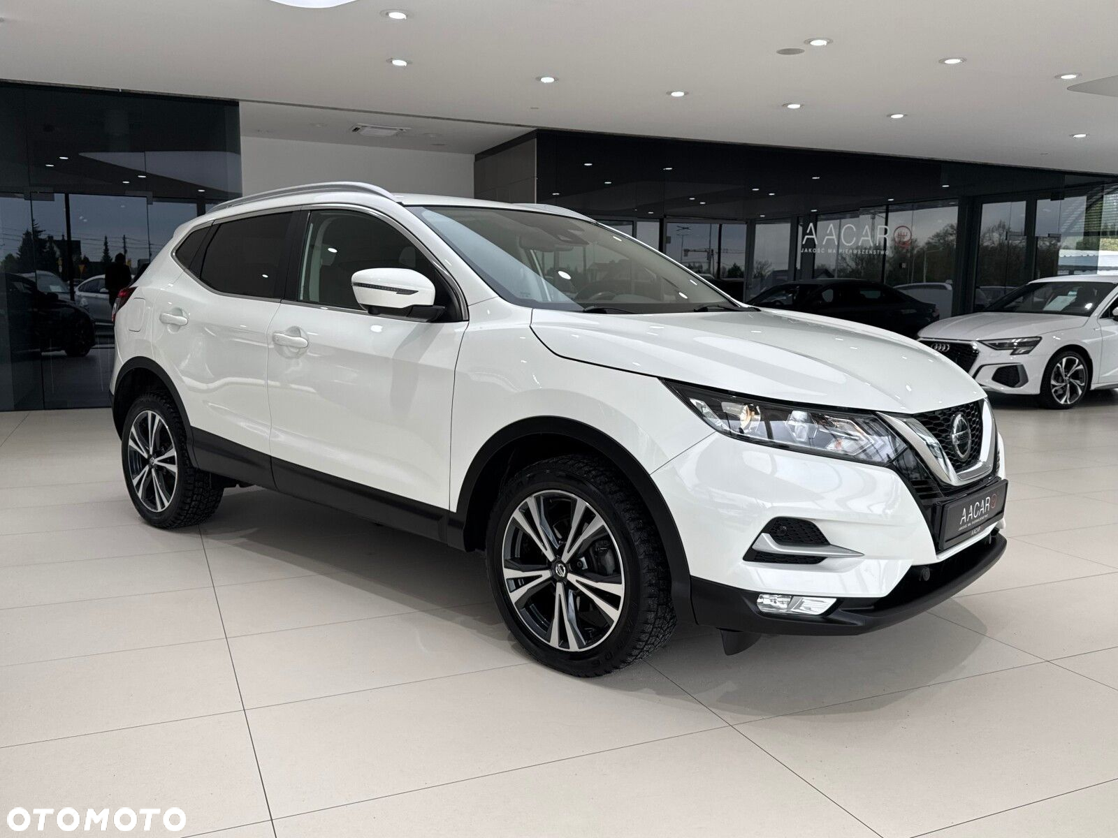 Nissan Qashqai 1.3 DIG-T N-Connecta - 6