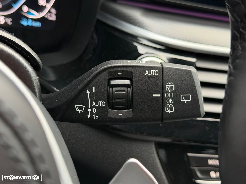 BMW 530 e Pack Desportivo M - 38
