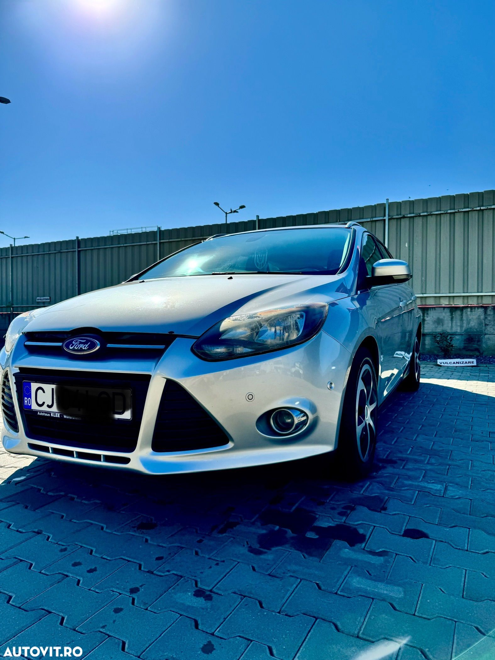 Ford Focus Turnier 1.6 TDCi DPF Start-Stopp-System Trend - 1