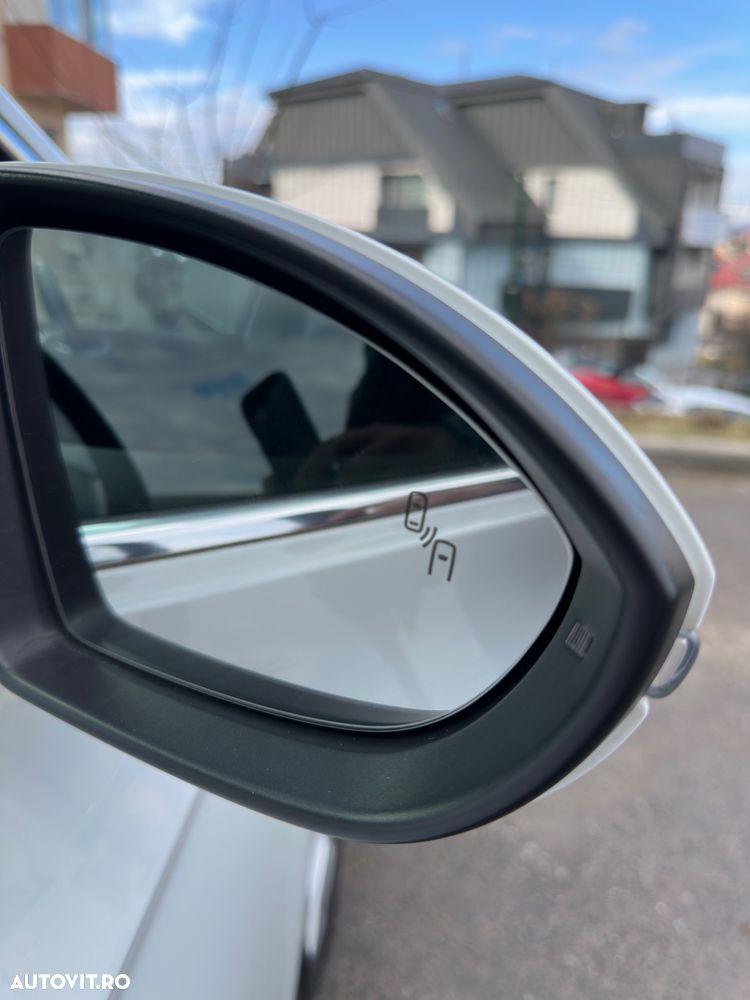 Volkswagen Golf Sportsvan 2.0 TDI SCR DSG Highline - 21