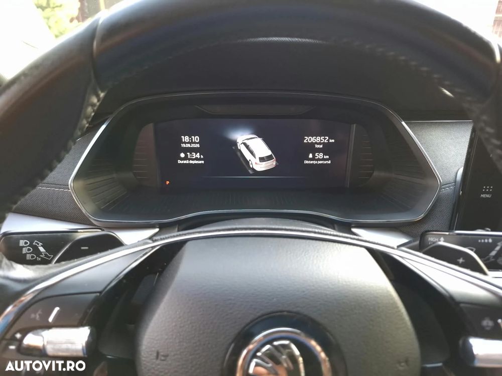 Skoda Octavia 2.0 TDI DSG Style - 6